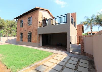 House For Sale in Equestria, Pretoria