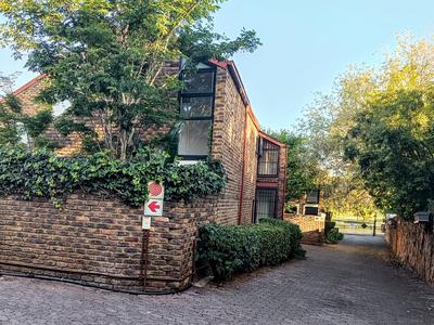 Townhouse For Rent in Lynnwood, Pretoria